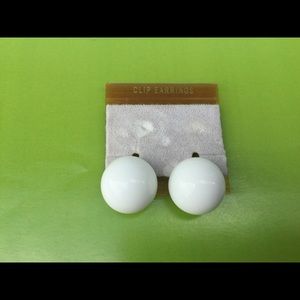 Vintage White balls clip on Earrings  USA 70s
